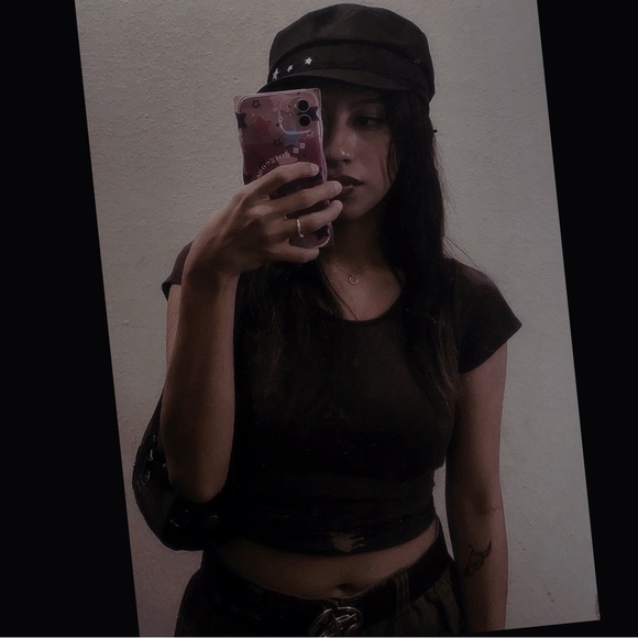 Meet your Posher, Frida - Picture 1 of 3